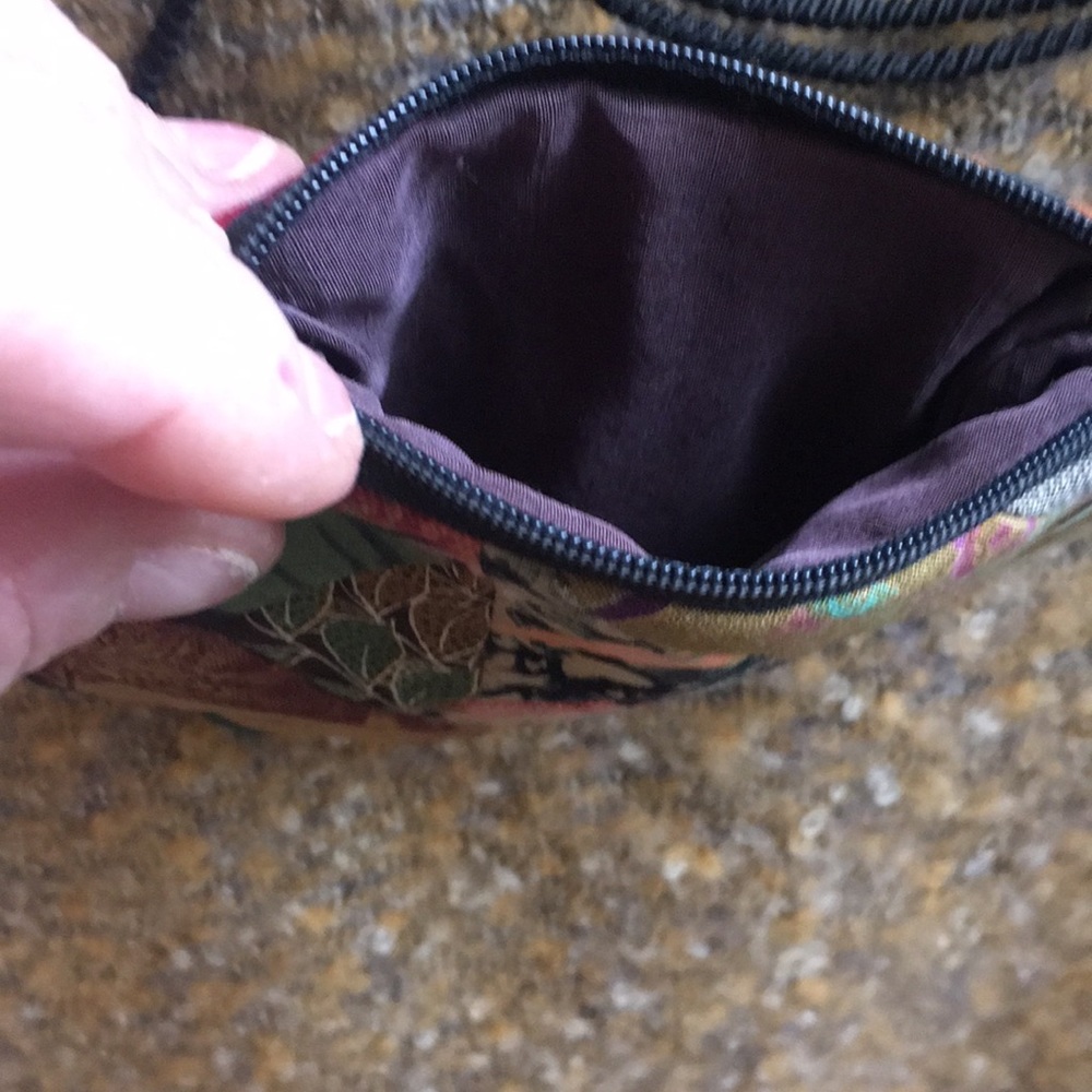 Purse - Picture 3 of 4